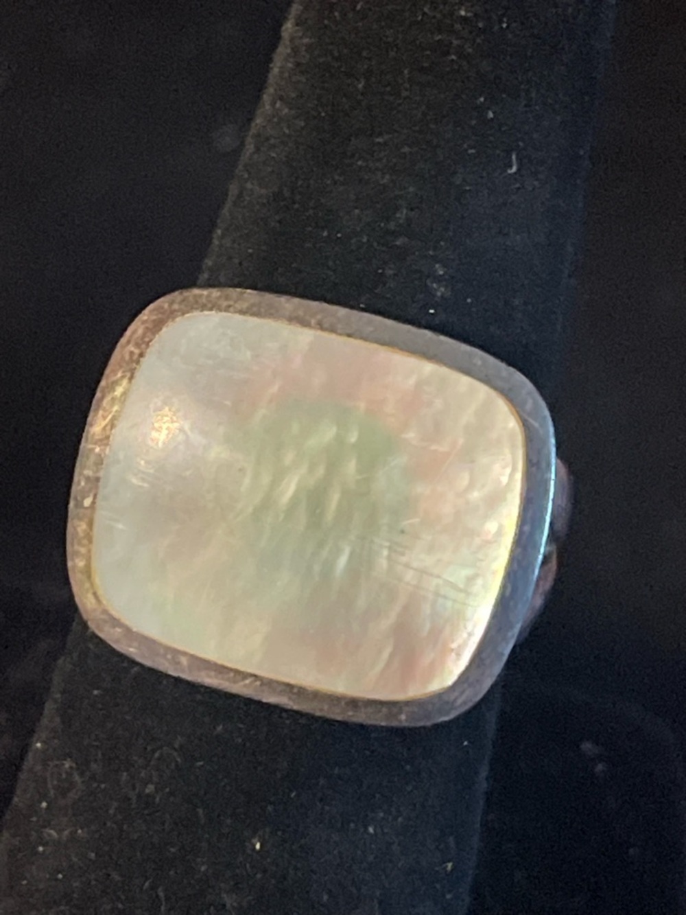 Sterling Silver Mother Of Pearl Statement Ring Size 6.75. Signed Thailand ATI
